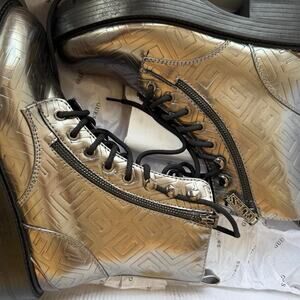 GUESS Metallic Pewter Monogram Combat Boots Chunky Lug Sole Lace Up Zip